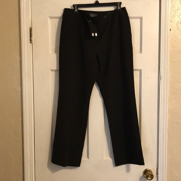 Covington Essentials Women’s dress pants Size 12S in very good condition - Picture 10 of 16